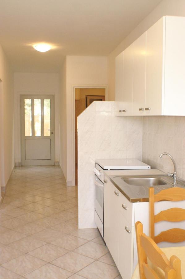 Apartment Grscica 4487A Prizba Luaran gambar